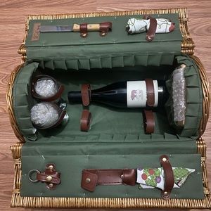 Wine Picnic Basket